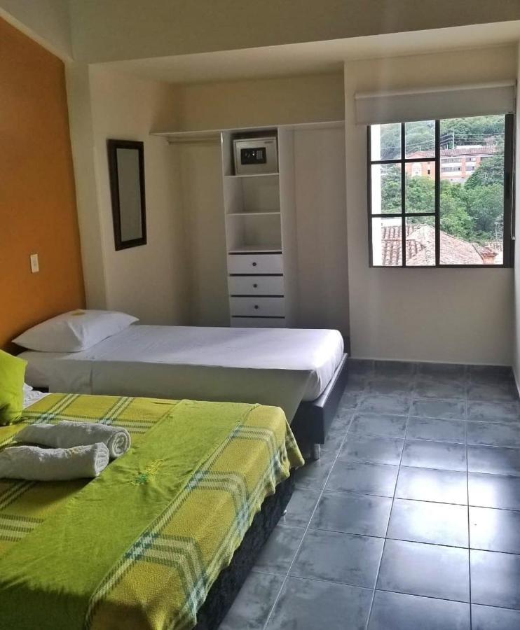 Sam'S Vip Hostel 산힐 외부 사진
