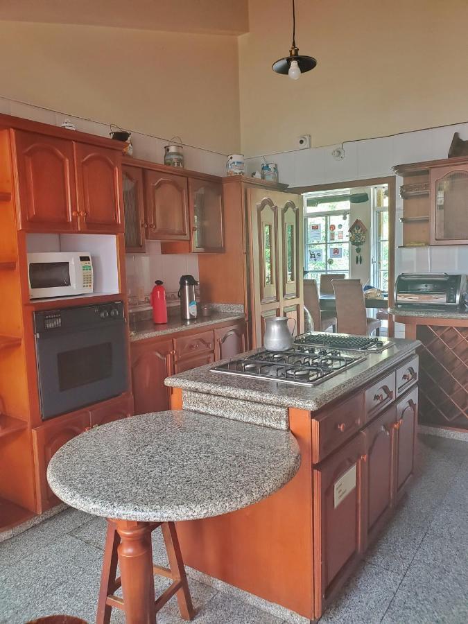 Sam'S Vip Hostel 산힐 외부 사진